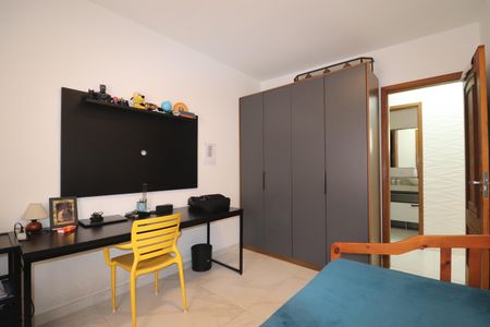 Apartamento à venda com 108m², 3 quartos e 2 vagasQuarto 2