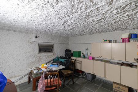 Casa à venda com 135m², 4 quartos e 2 vagas Casa à venda com 135m², 4 quartos e 2 vagasEdícula - Cozinha