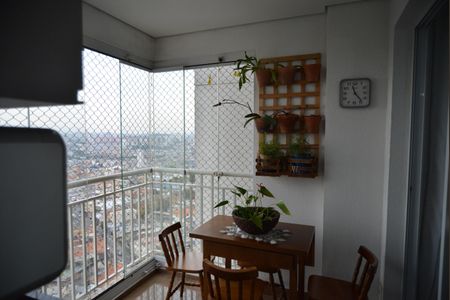 Sacada de apartamento à venda com 3 quartos, 65m² em Santa Maria, Santo André