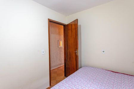 Casa à venda com 160m², 3 quartos e 2 vagas Casa à venda com 160m², 3 quartos e 2 vagasQuarto 2