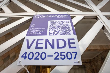 Casa à venda com 160m², 3 quartos e 2 vagas Casa à venda com 160m², 3 quartos e 2 vagasPlaca