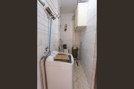 Casa à venda com 160m², 3 quartos e 2 vagas Casa à venda com 160m², 3 quartos e 2 vagasÁrea de serviço