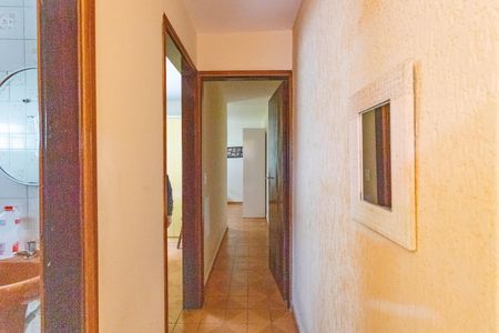 Casa à venda com 160m², 3 quartos e 2 vagas Casa à venda com 160m², 3 quartos e 2 vagasCorredor