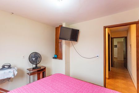 Casa à venda com 160m², 3 quartos e 2 vagas Casa à venda com 160m², 3 quartos e 2 vagasQuarto 1