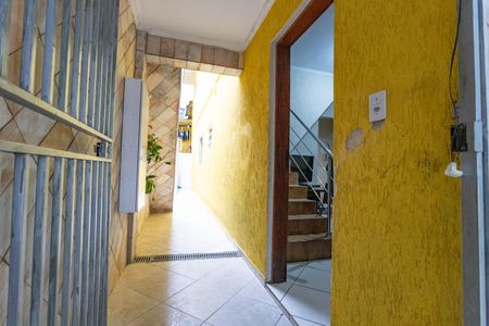 Casa à venda com 160m², 3 quartos e 2 vagas Casa à venda com 160m², 3 quartos e 2 vagasEntrada