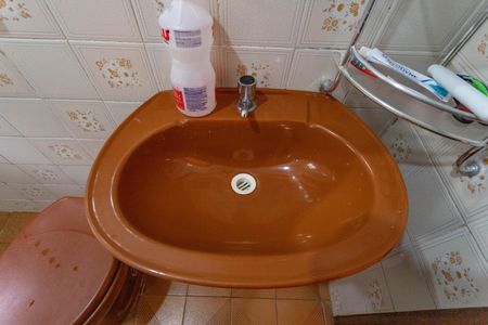 Casa à venda com 160m², 3 quartos e 2 vagas Casa à venda com 160m², 3 quartos e 2 vagasBanheiro 1