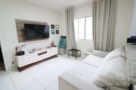 Casa à venda com 375m², 3 quartos e 4 vagasSala