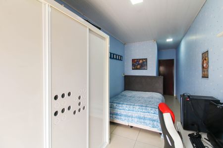 Casa à venda com 177m², 3 quartos e 2 vagas Casa à venda com 177m², 3 quartos e 2 vagasQuarto 2