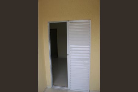 Casa à venda com 105m², 3 quartos e 2 vagasVaranda