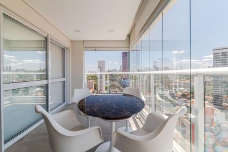 Apartamento à venda com 58m², 1 quarto e 1 vagaVaranda