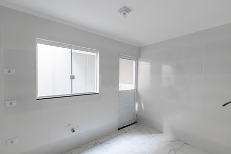 Casa de condomínio à venda com 60m², 2 quartos e 1 vaga Casa de condomínio à venda com 60m², 2 quartos e 1 vagaCozinha