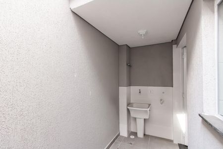 Casa de condomínio à venda com 60m², 2 quartos e 1 vaga Casa de condomínio à venda com 60m², 2 quartos e 1 vagaÁrea de Serviço