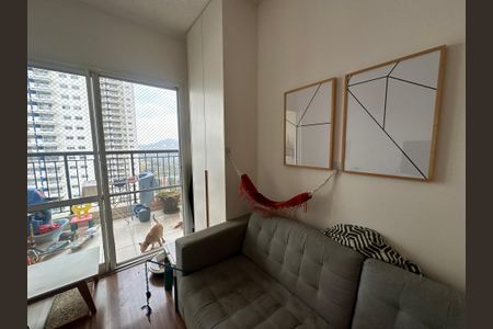 Apartamento para alugar com 68m², 2 quartos e 1 vaga Apartamento para alugar com 68m², 2 quartos e 1 vagaSala