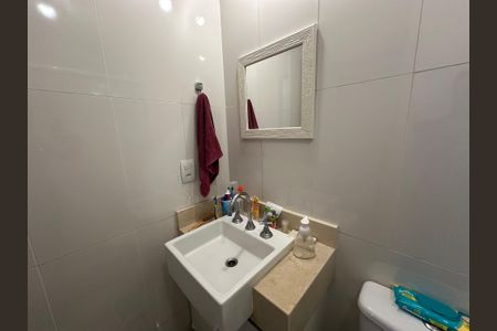 Apartamento para alugar com 68m², 2 quartos e 1 vaga Apartamento para alugar com 68m², 2 quartos e 1 vagaBanheiro Social