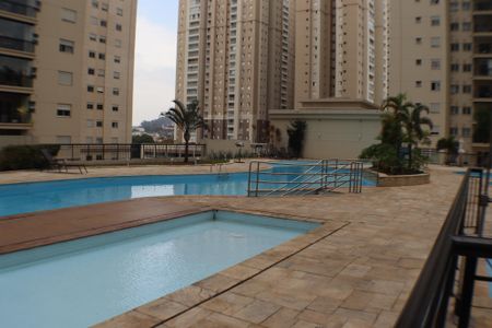 Apartamento para alugar com 68m², 2 quartos e 1 vaga Apartamento para alugar com 68m², 2 quartos e 1 vagaÁrea comum - Piscina