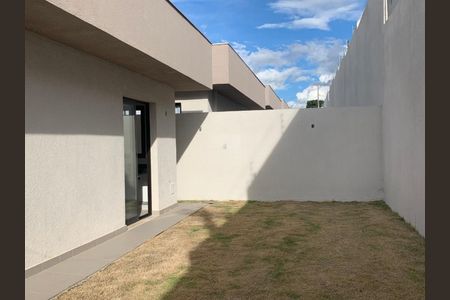 Casa à venda com 260m², 3 quartos e 2 vagasÁrea privativa