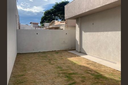 Casa à venda com 260m², 3 quartos e 2 vagasÁrea privativa
