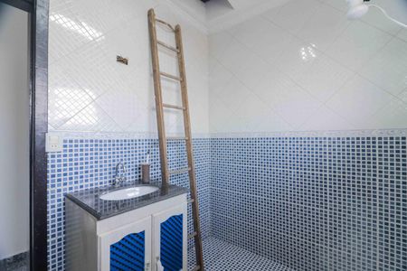 Casa para alugar com 180m², 4 quartos e 2 vagasBanheiro Social