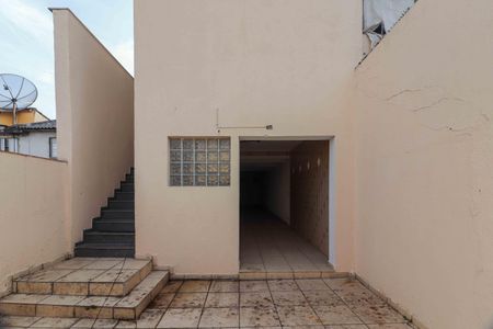 Casa para alugar com 180m², 4 quartos e 2 vagasQuintal