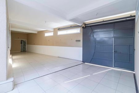 Casa para alugar com 200m², 4 quartos e 3 vagasEntrada