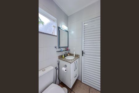 Casa à venda com 135m², 3 quartos e 2 vagasBanheiro da Suíte