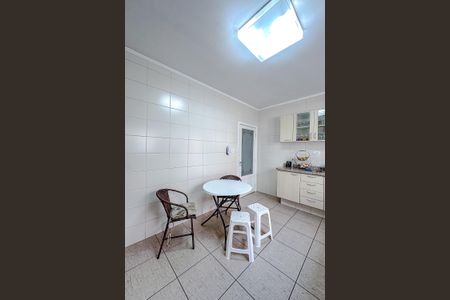 Casa à venda com 135m², 3 quartos e 2 vagasCozinha