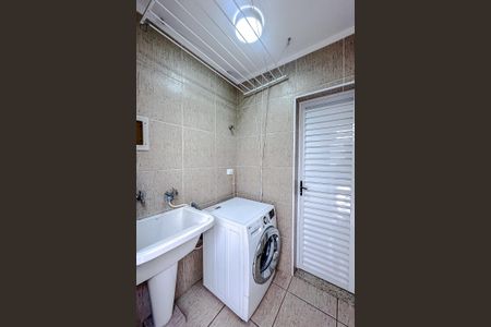 Casa à venda com 135m², 3 quartos e 2 vagasÁrea externa