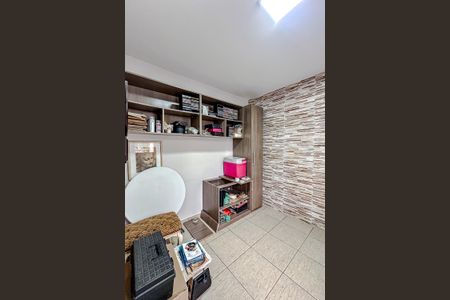 Casa à venda com 135m², 3 quartos e 2 vagasSuíte externa