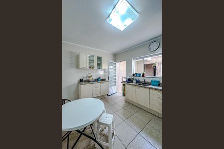 Casa à venda com 135m², 3 quartos e 2 vagasCozinha