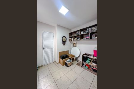 Casa à venda com 135m², 3 quartos e 2 vagasSuíte externa