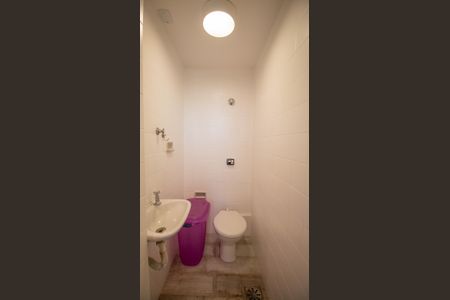 Apartamento à venda com 120m², 3 quartos e 2 vagasBanheiro de Serviço