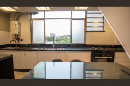 Apartamento à venda com 120m², 3 quartos e 2 vagasCozinha