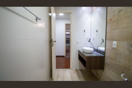 Apartamento à venda com 120m², 3 quartos e 2 vagasBanheiro Social
