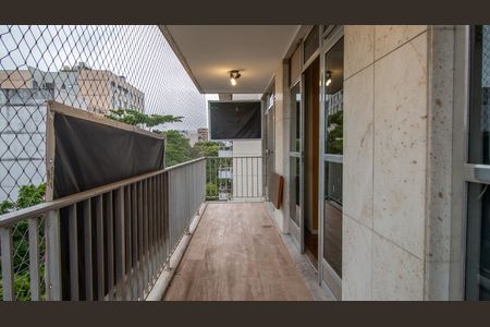Sala Varanda de apartamento à venda com 3 quartos, 120m² em Maracanã, Rio de Janeiro