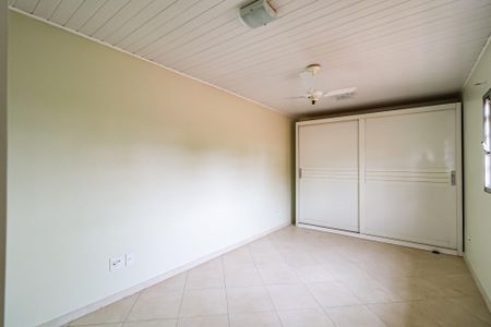 Casa à venda com 224m², 3 quartos e 3 vagas Casa à venda com 224m², 3 quartos e 3 vagasEdícula - Quarto