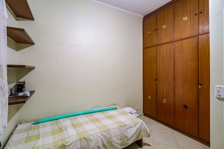 Casa à venda com 224m², 3 quartos e 3 vagas Casa à venda com 224m², 3 quartos e 3 vagasQuarto 2