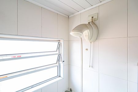 Casa à venda com 224m², 3 quartos e 3 vagas Casa à venda com 224m², 3 quartos e 3 vagasEdícula - Banheiro