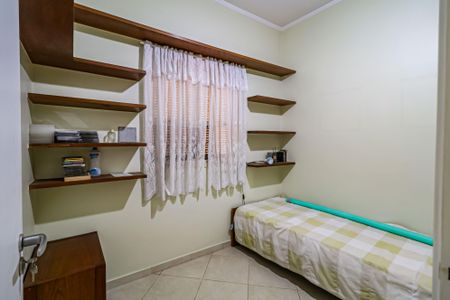 Casa à venda com 224m², 3 quartos e 3 vagas Casa à venda com 224m², 3 quartos e 3 vagasQuarto 2