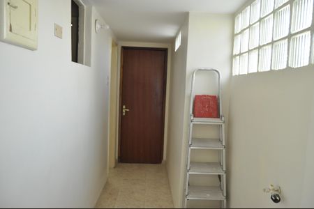 Corredor de apartamento para alugar com 2 quartos, 58m² em Rocha, Rio de Janeiro