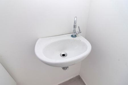 Apartamento à venda com 40m², 2 quartos e sem vagaBanheiro