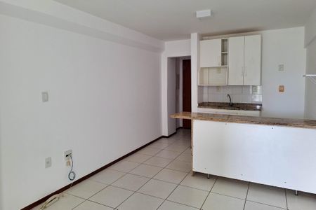 Sala de apartamento à venda com 1 quarto, 40m² em Itaipu, Niterói