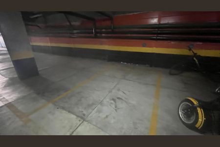 Apartamento à venda com 80m², 2 quartos e 1 vagaÁrea comum