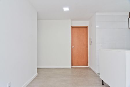 Apartamento à venda com 44m², 2 quartos e 1 vaga Apartamento à venda com 44m², 2 quartos e 1 vagaSala