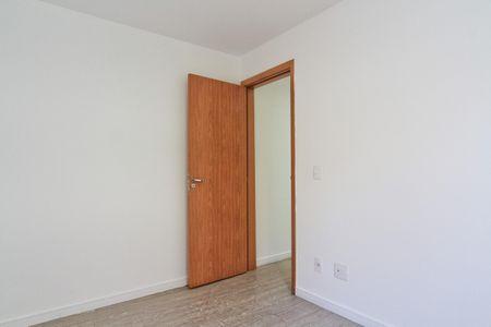 Apartamento à venda com 44m², 2 quartos e 1 vaga Apartamento à venda com 44m², 2 quartos e 1 vagaQuarto 1