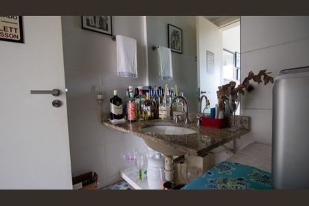 Apartamento à venda com 168m², 2 quartos e 1 vagaBanheiro Social