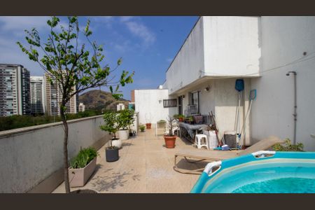 Apartamento para alugar com 168m², 2 quartos e 1 vagaCobertura