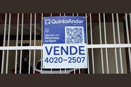 Casa à venda com 162m², 3 quartos e 2 vagas Casa à venda com 162m², 3 quartos e 2 vagasPlaquinha