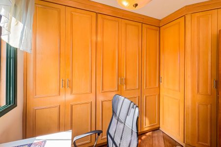 Apartamento à venda com 68m², 3 quartos e 2 vagasQuarto 1