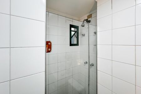 Apartamento à venda com 68m², 3 quartos e 2 vagasBanheiro 