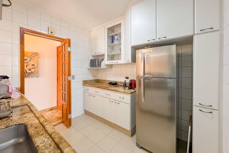 Apartamento à venda com 68m², 3 quartos e 2 vagasCozinha